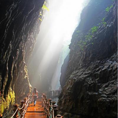 万盛生态养生5A级景区-黑山谷景区门票